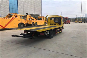 青山非事故拖车