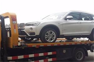 青山拖车24小时服务电话